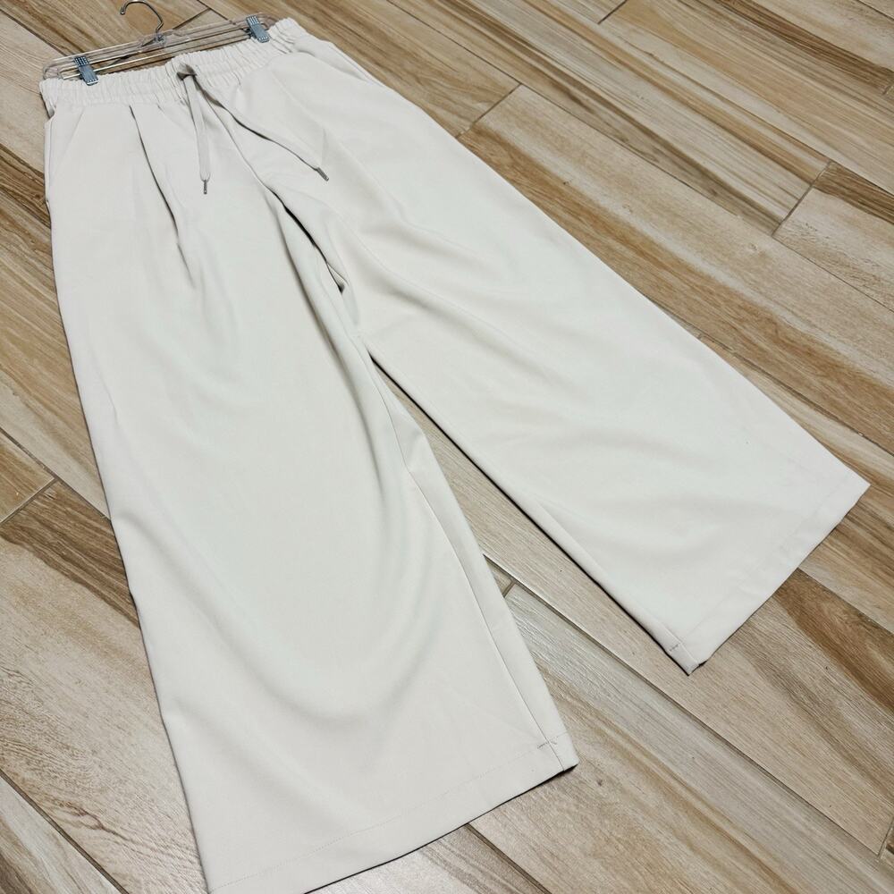 Forever 21 NWT Champagne Pearl Wide Leg Front Pleated Sz Large Career Pants‎